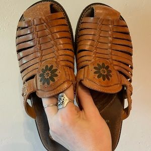 SLIP ON LEATHER WOODEN HEEL CLOG SIZE 8